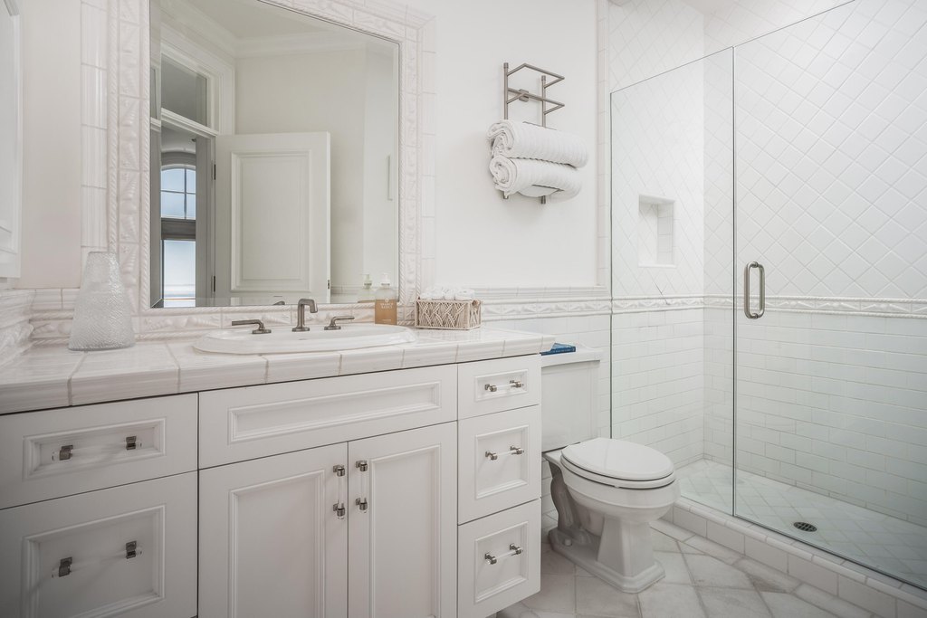 SANTA BARBARA, California, 93110, United States, 6 Bedrooms Bedrooms, ,7.5 BathroomsBathrooms,Residential,Forsale,1985950