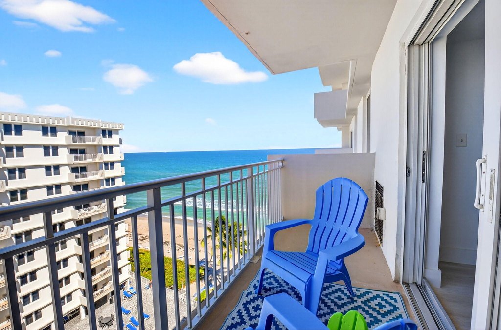 Highland Beach, Florida, 33487, United States, 2 Bedrooms Bedrooms, ,2 BathroomsBathrooms,Residential,Forsale,1969909