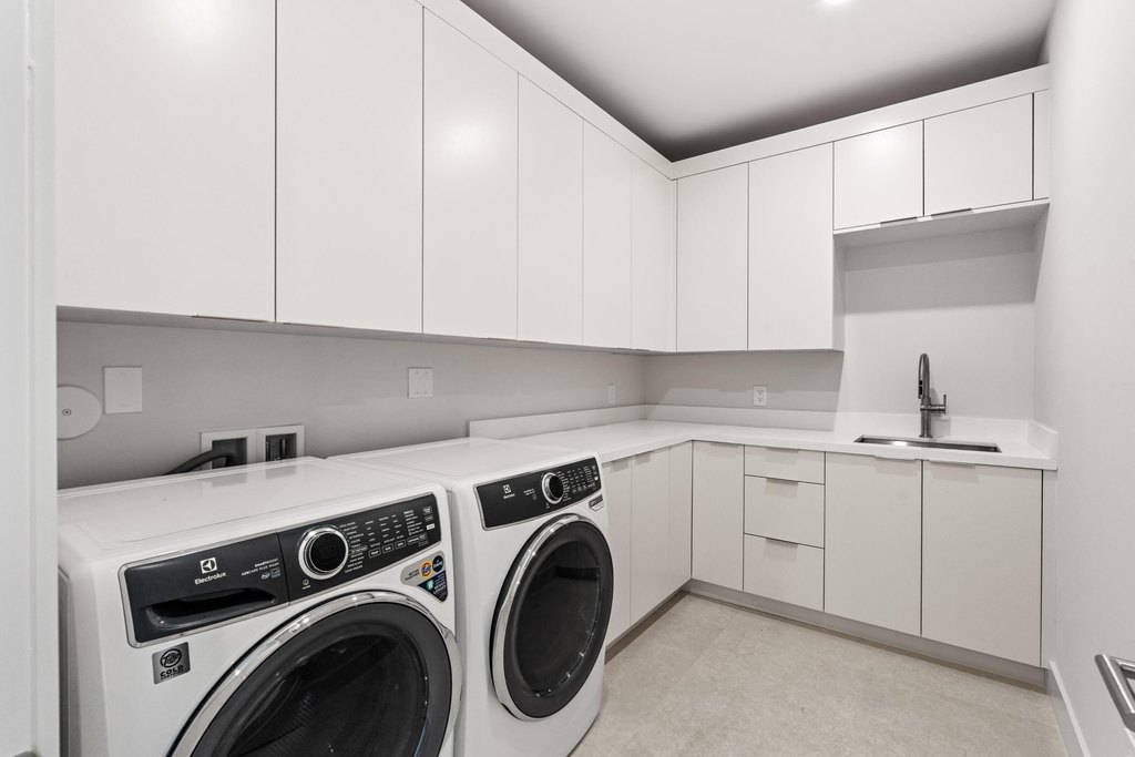 Delray Beach, Florida, 33483, United States, 5 Bedrooms Bedrooms, ,5.5 BathroomsBathrooms,Residential,Forsale,2009891