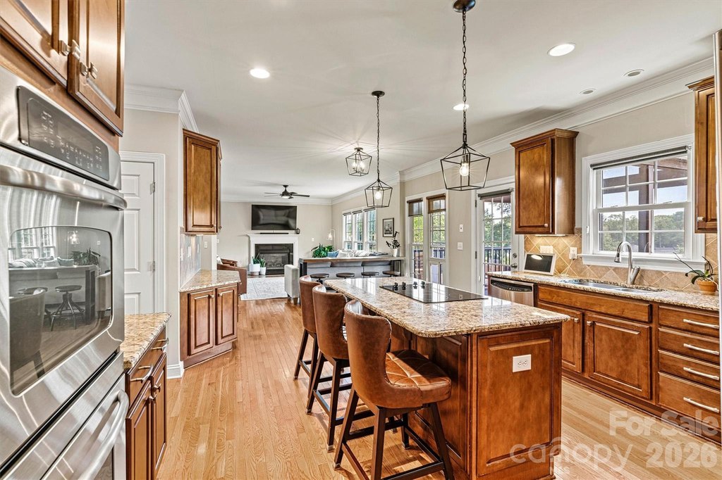 Denver, North Carolina, 28037, United States, 6 Bedrooms Bedrooms, ,5 BathroomsBathrooms,Residential,Forsale,2004076