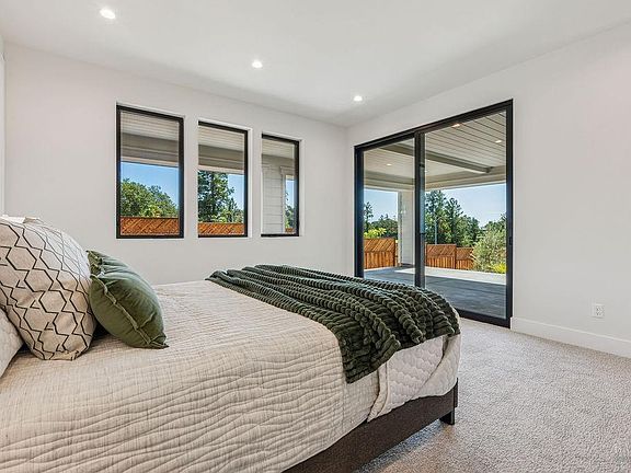 Santa Rosa, California, 95403, United States, 4 Bedrooms Bedrooms, ,4 BathroomsBathrooms,Residential,Forsale,1985927