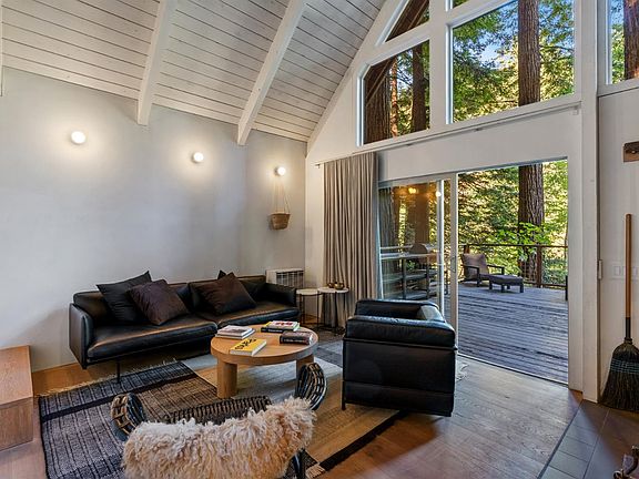 Cazadero, California, 95421, United States, 2 Bedrooms Bedrooms, ,2 BathroomsBathrooms,Residential,Forsale,1985930