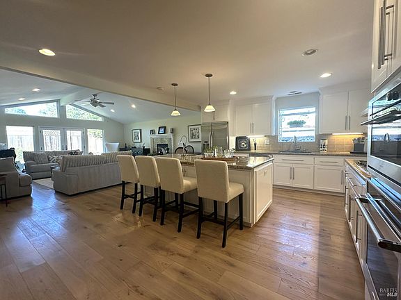 San Rafael, California, 94903, United States, 3 Bedrooms Bedrooms, ,3 BathroomsBathrooms,Residential,Forsale,1985933