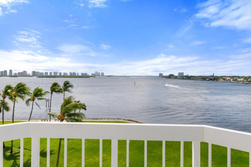 North Palm Beach, Florida, 33408, United States, 3 Bedrooms Bedrooms, ,2 BathroomsBathrooms,Residential,Forsale,1969936 North Palm Beach, Florida, 33408, United States, 3 Bedrooms Bedrooms, ,2 BathroomsBathrooms,Residential,Forsale,1969936