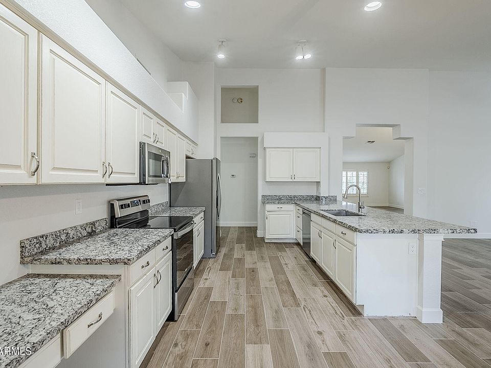 Chandler, Arizona, 85226, United States, 3 Bedrooms Bedrooms, ,2 BathroomsBathrooms,Residential,Forsale,1971076