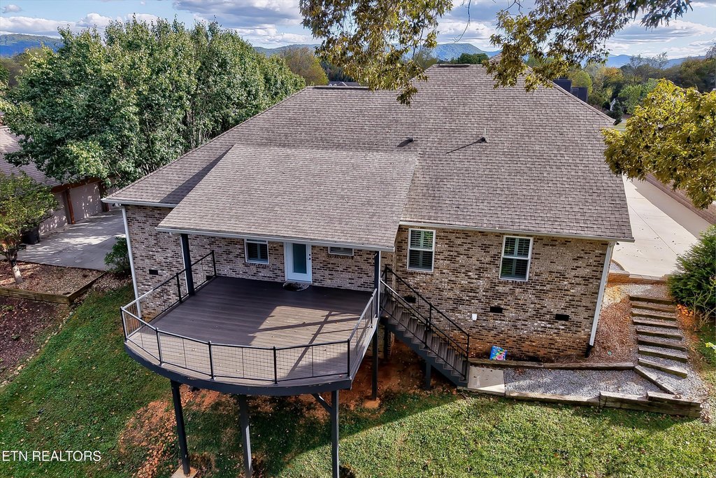 Maryville, Tennessee, 37804, United States, 4 Bedrooms Bedrooms, ,3 BathroomsBathrooms,Residential,Forsale,1973596