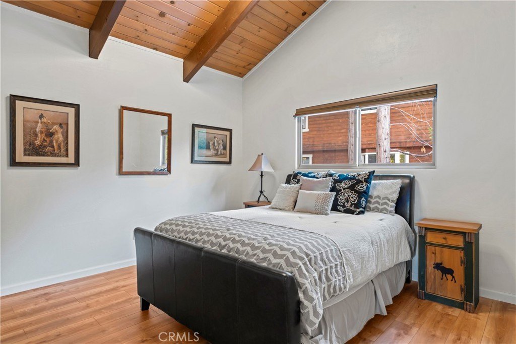 Lake Arrowhead, California, 92352, United States, 4 Bedrooms Bedrooms, ,3 BathroomsBathrooms,Residential,Forsale,1971037