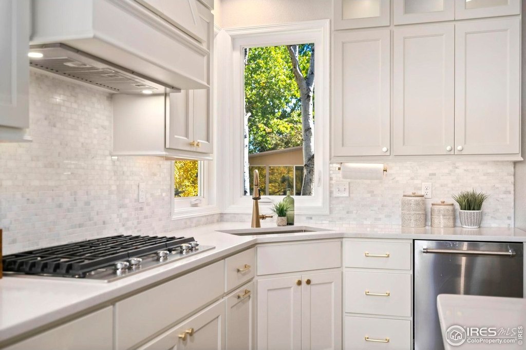 Fort Collins, Colorado, 80528, United States, 5 Bedrooms Bedrooms, ,4.5 BathroomsBathrooms,Residential,Forsale,1926787