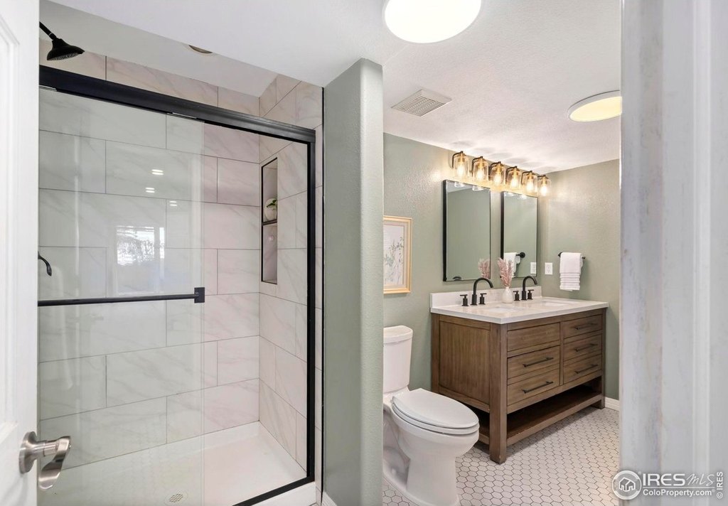 Fort Collins, Colorado, 80528, United States, 5 Bedrooms Bedrooms, ,4.5 BathroomsBathrooms,Residential,Forsale,1926787