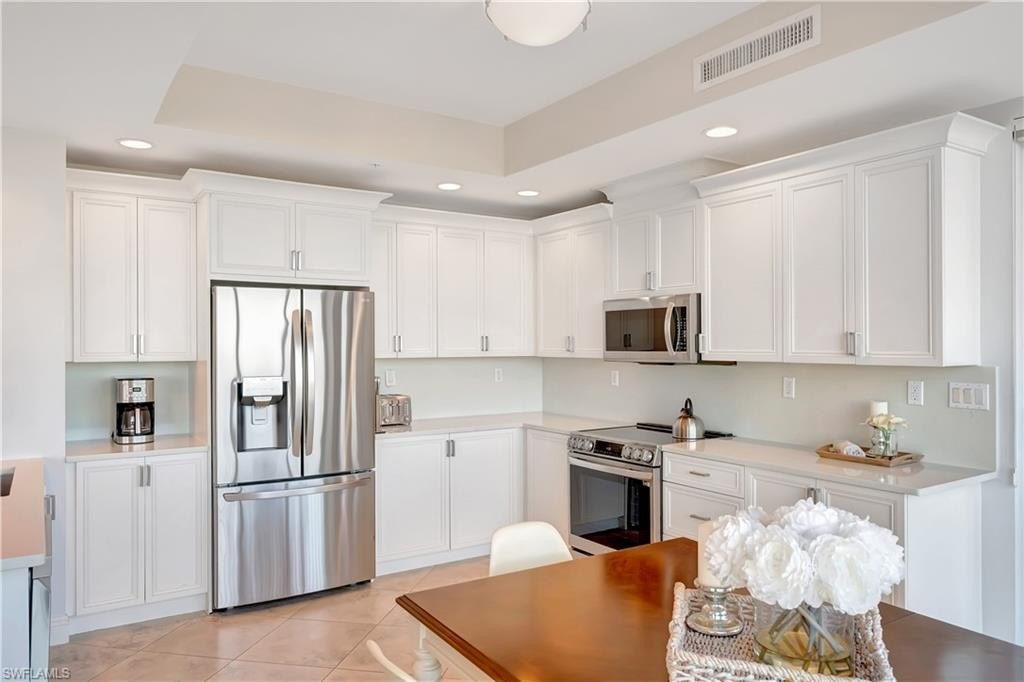 BONITA SPRINGS, Florida, 34134, United States, 2 Bedrooms Bedrooms, ,2 BathroomsBathrooms,Residential,Forsale,1971962