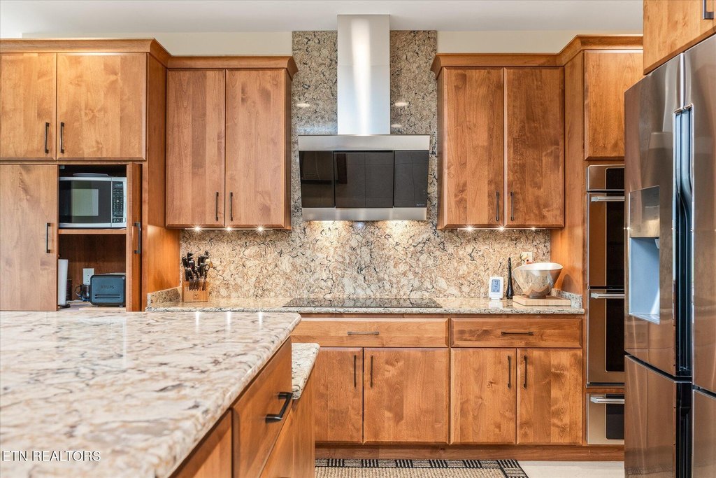 Crossville, Tennessee, 38558, United States, 4 Bedrooms Bedrooms, ,2.5 BathroomsBathrooms,Residential,Forsale,1929843