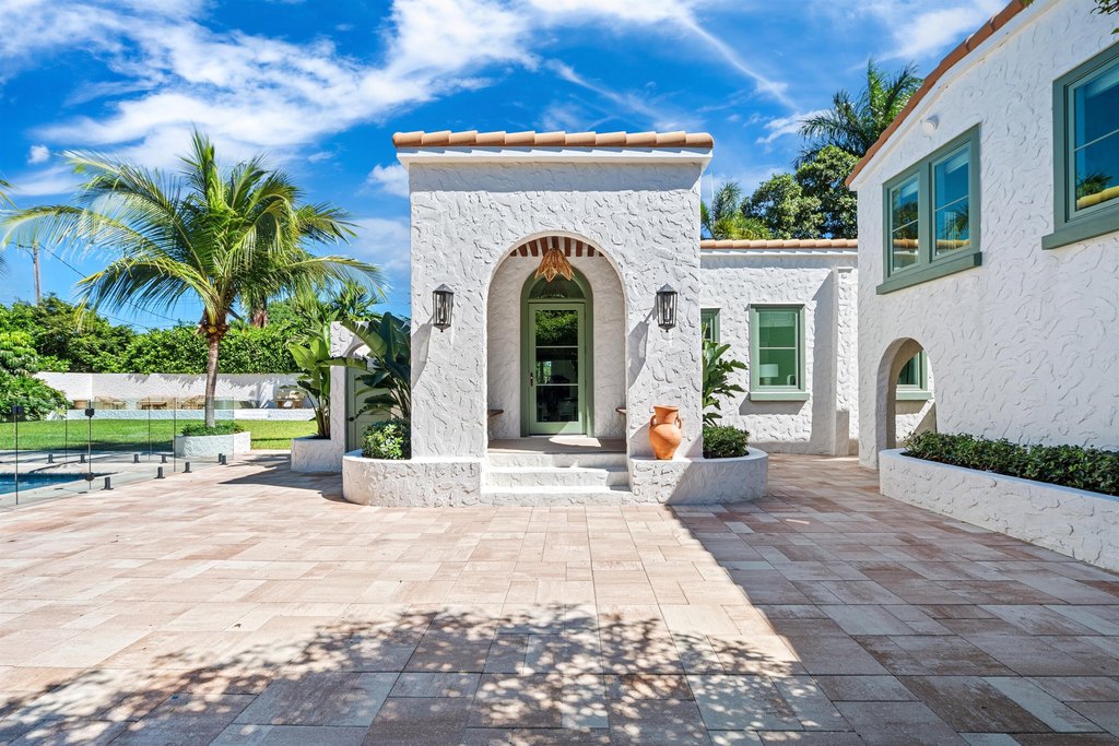 Delray Beach, Florida, 33444, United States, 3 Bedrooms Bedrooms, ,3.5 BathroomsBathrooms,Residential,Forsale,2009925