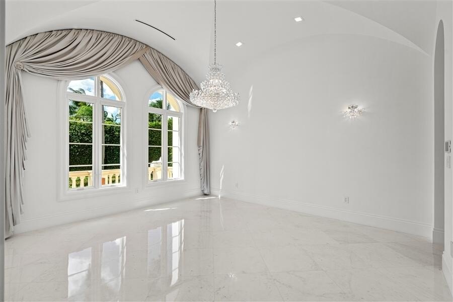 Delray Beach, Florida, 33483, United States, 5 Bedrooms Bedrooms, ,4.5 BathroomsBathrooms,Residential,Forsale,1996333