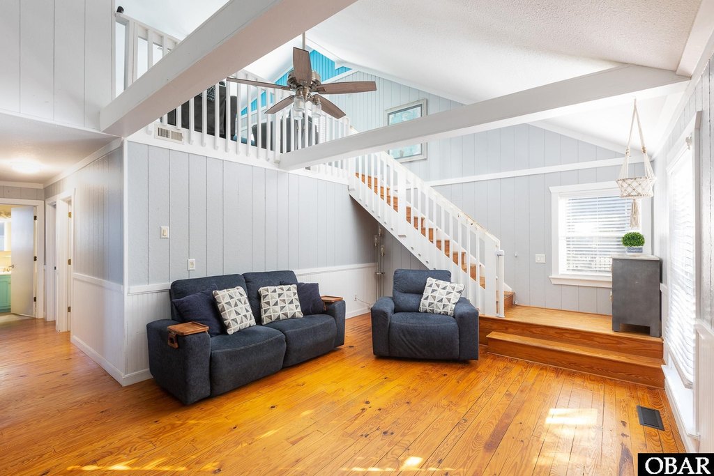 Corolla, North Carolina, 27927, United States, 5 Bedrooms Bedrooms, ,3 BathroomsBathrooms,Residential,Forsale,1993766