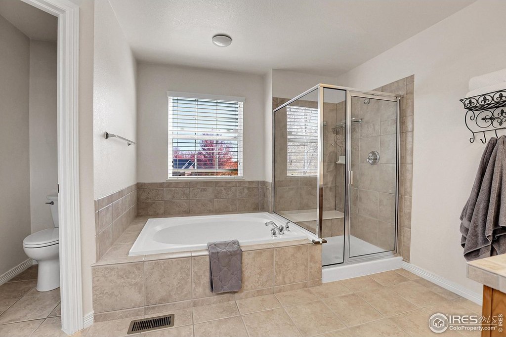 Broomfield, Colorado, 80023, United States, 6 Bedrooms Bedrooms, ,4 BathroomsBathrooms,Residential,Forsale,2004287