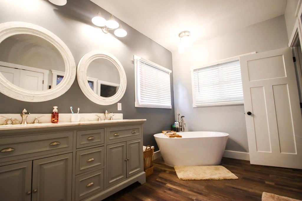 Walling, Tennessee, 38587, United States, 3 Bedrooms Bedrooms, ,2.5 BathroomsBathrooms,Residential,Forsale,1996612