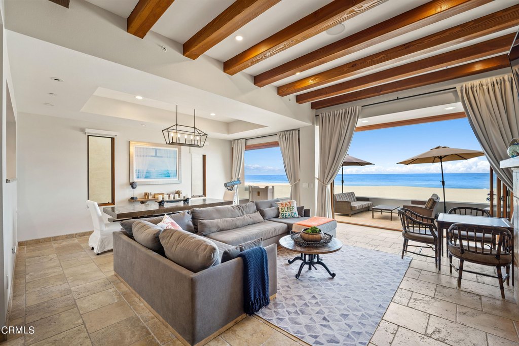 Oxnard, California, 93035, United States, 5 Bedrooms Bedrooms, ,4.5 BathroomsBathrooms,Residential,Forsale,2004315