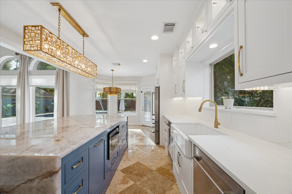 Pasadena, Texas, 77059, United States, 4 Bedrooms Bedrooms, ,2.5 BathroomsBathrooms,Residential,Forsale,1973432