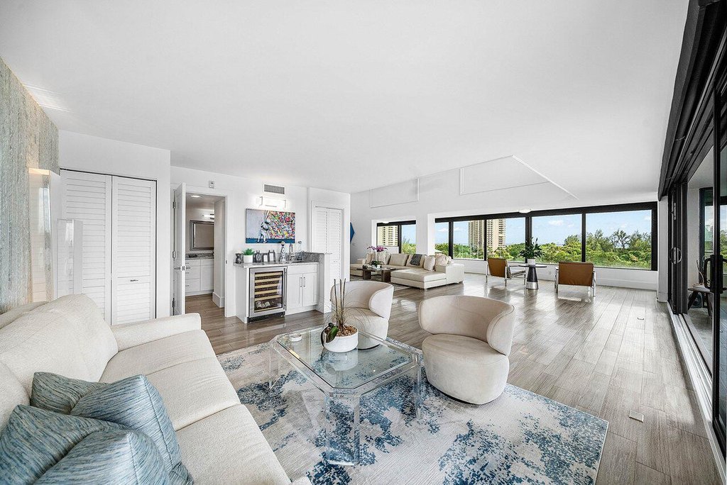 Boca Raton, Florida, 33431, United States, 2 Bedrooms Bedrooms, ,3 BathroomsBathrooms,Residential,Forsale,2004195