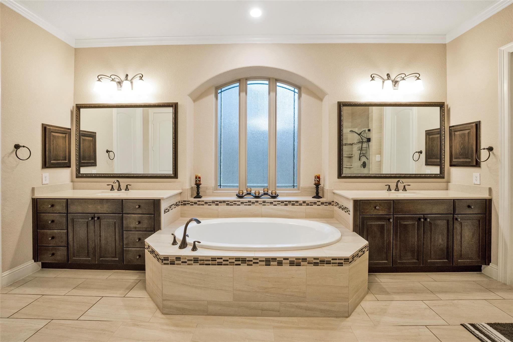 Pinehurst, Texas, 77362, United States, 5 Bedrooms Bedrooms, ,4 BathroomsBathrooms,Residential,Forsale,1973420