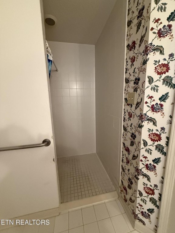 Alcoa, Tennessee, 37701, United States, 3 Bedrooms Bedrooms, ,2.5 BathroomsBathrooms,Residential,Forsale,1973607