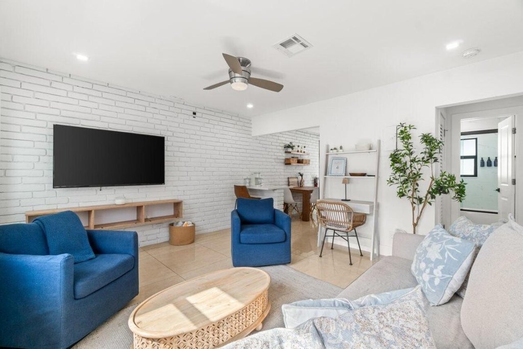 Delray Beach, Florida, 33444, United States, ,Residential,Forsale,2004658