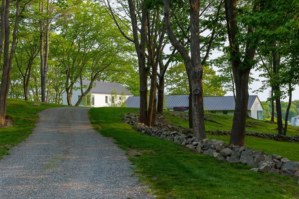 York, Maine, 03909, United States, 4 Bedrooms Bedrooms, ,3 BathroomsBathrooms,Residential,Forsale,1933927