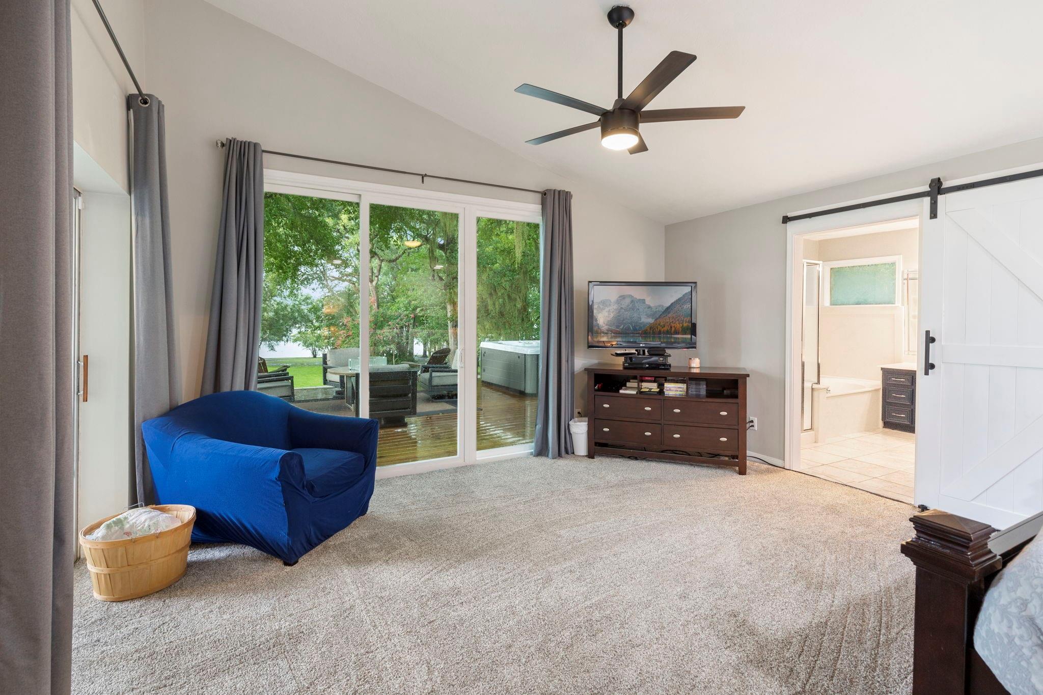 Huntsville, Texas, 77320, United States, 3 Bedrooms Bedrooms, ,3 BathroomsBathrooms,Residential,Forsale,1973441