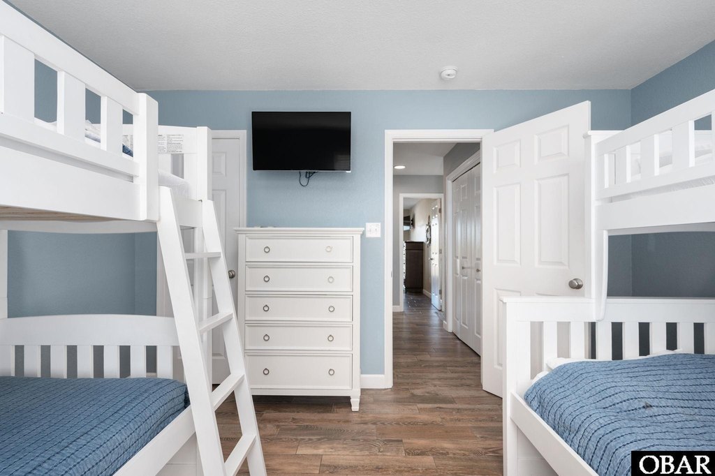 Nags Head, North Carolina, 27959, United States, 8 Bedrooms Bedrooms, ,5.5 BathroomsBathrooms,Residential,Forsale,2004896