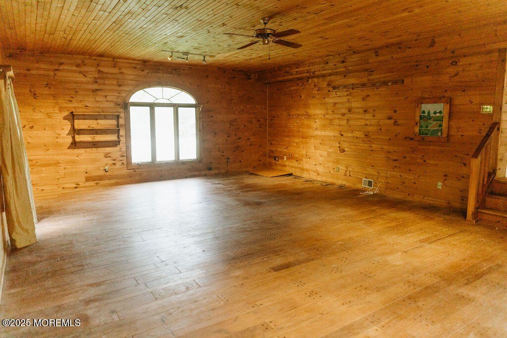 Jackson, New Jersey, 08527, United States, 4 Bedrooms Bedrooms, ,2 BathroomsBathrooms,Residential,Forsale,2008382