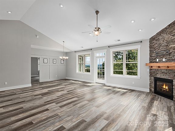 Arden, North Carolina, 28704, United States, 3 Bedrooms Bedrooms, ,3 BathroomsBathrooms,Residential,Forsale,1986019