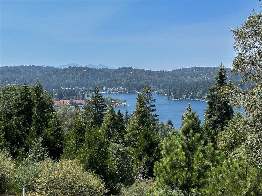 Lake Arrowhead, California, 92352, United States, 3 Bedrooms Bedrooms, ,2.5 BathroomsBathrooms,Residential,Forsale,2000287