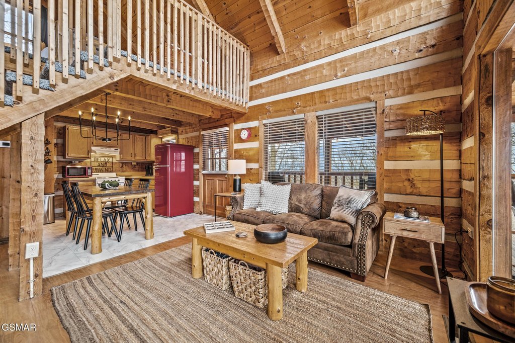 Pigeon Forge, Tennessee, 37863, United States, 1 Bedroom Bedrooms, ,1.5 BathroomsBathrooms,Residential,Forsale,1999442