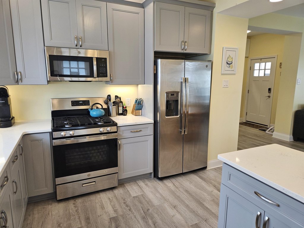 Ventnor, New Jersey, 08406, United States, 6 Bedrooms Bedrooms, ,4 BathroomsBathrooms,Residential,Forsale,1994159