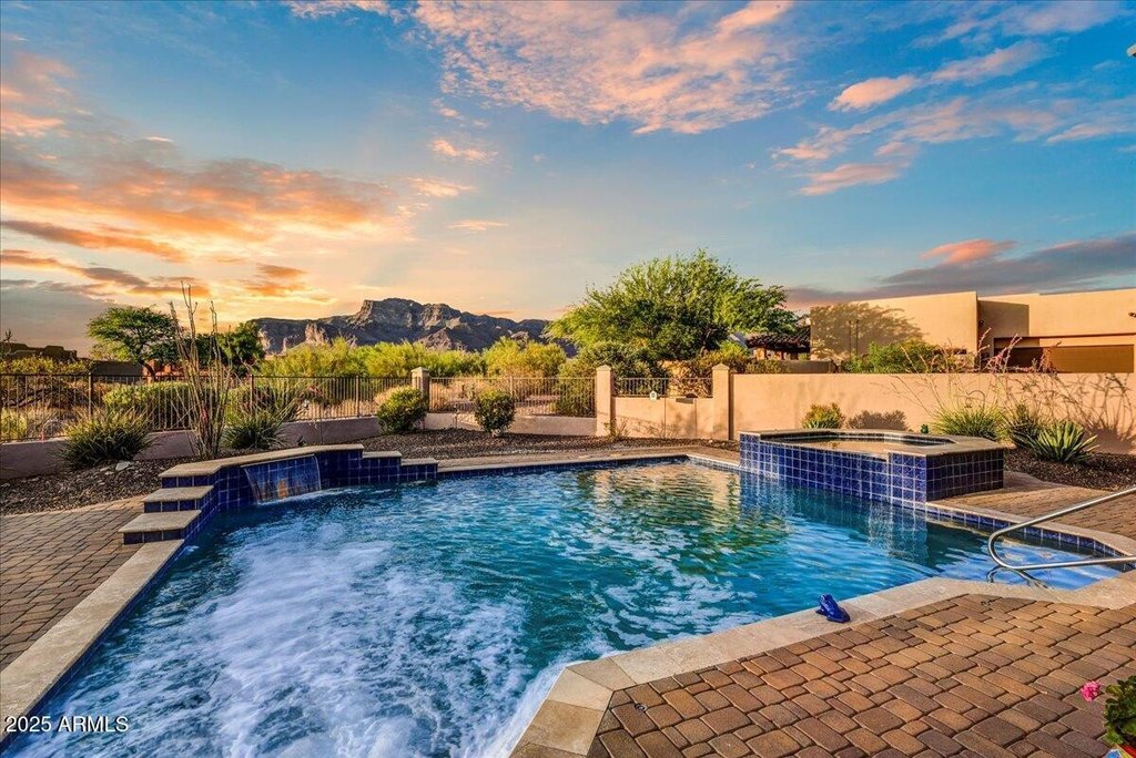 Gold Canyon, Arizona, 85118, United States, 3 Bedrooms Bedrooms, ,4 BathroomsBathrooms,Residential,Forsale,1884331