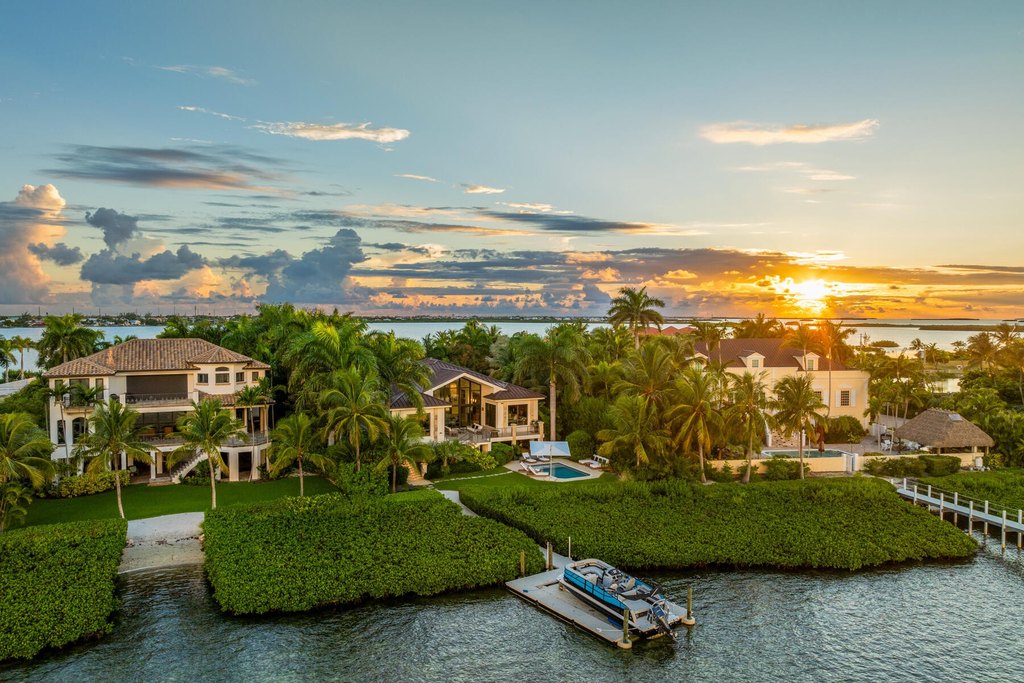 Shark Key, Florida, 33040, United States, 3 Bedrooms Bedrooms, ,3.5 BathroomsBathrooms,Residential,Forsale,2011114