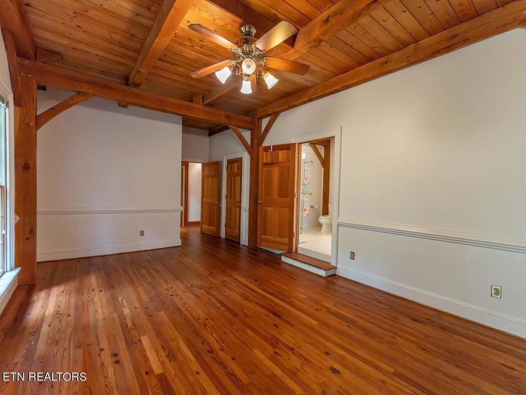 Crossville, Tennessee, 38555, United States, 3 Bedrooms Bedrooms, ,3.5 BathroomsBathrooms,Residential,Forsale,1995006