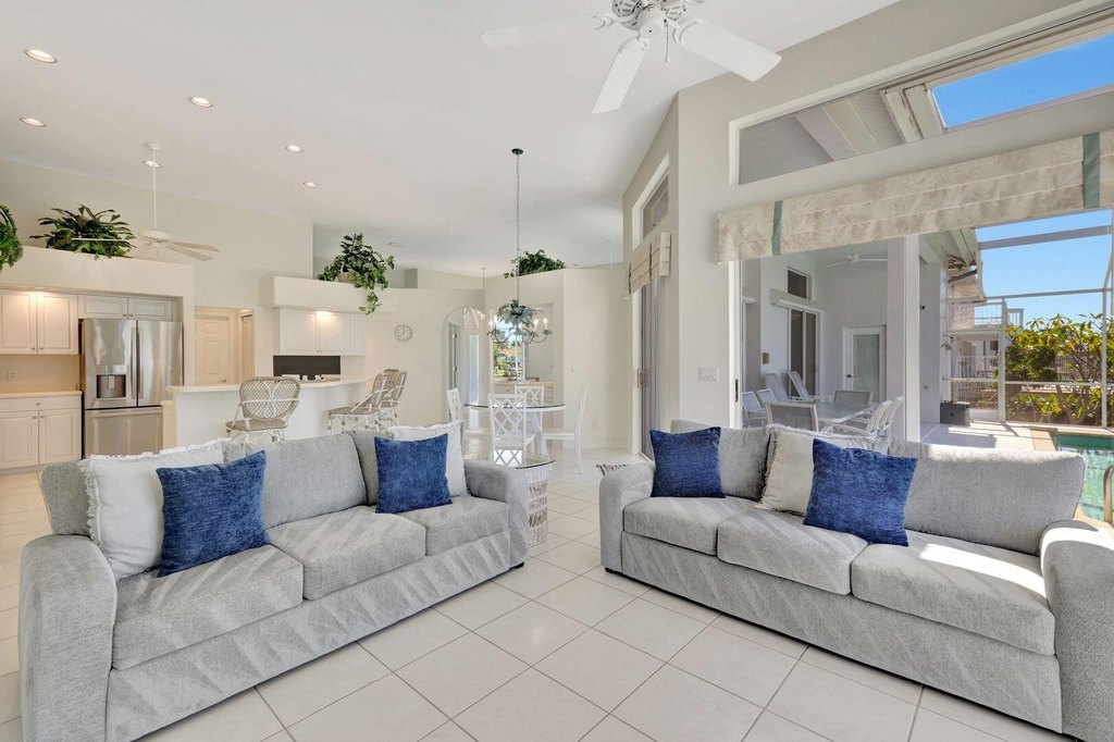 Marco Island, Florida, 34145, United States, 3 Bedrooms Bedrooms, ,2.5 BathroomsBathrooms,Residential,Forsale,2004781