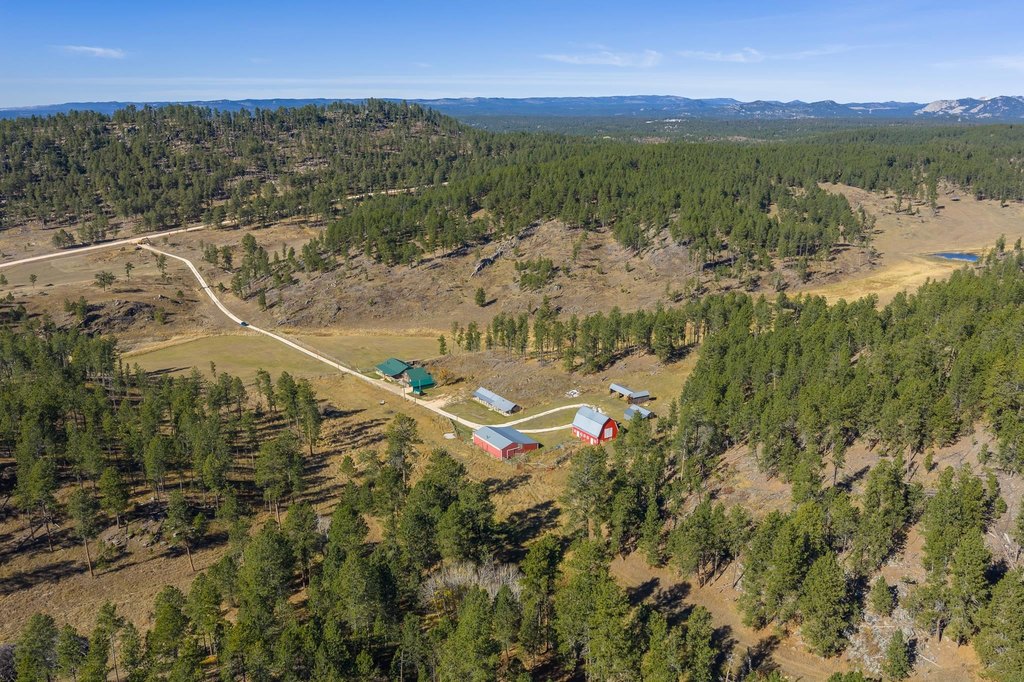 Custer, South Dakota, 57730, United States, 4 Bedrooms Bedrooms, ,2 BathroomsBathrooms,Residential,Forsale,1990710