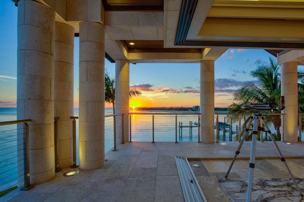 Duck, Florida, 33050, United States, 3 Bedrooms Bedrooms, ,4 BathroomsBathrooms,Residential,Forsale,2004376