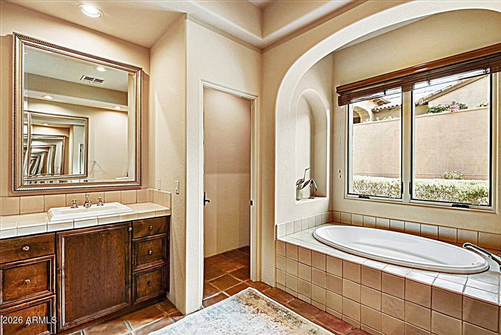 Gold Canyon, Arizona, 85118, United States, 4 Bedrooms Bedrooms, ,5 BathroomsBathrooms,Residential,Forsale,1934070