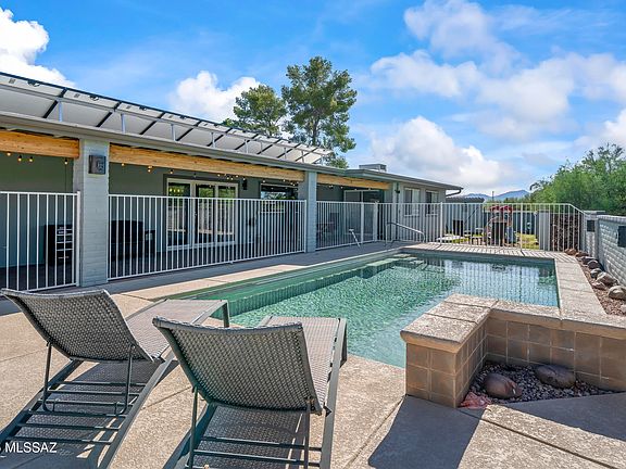 Tucson, Arizona, 85704, United States, 3 Bedrooms Bedrooms, ,2 BathroomsBathrooms,Residential,Forsale,1990109