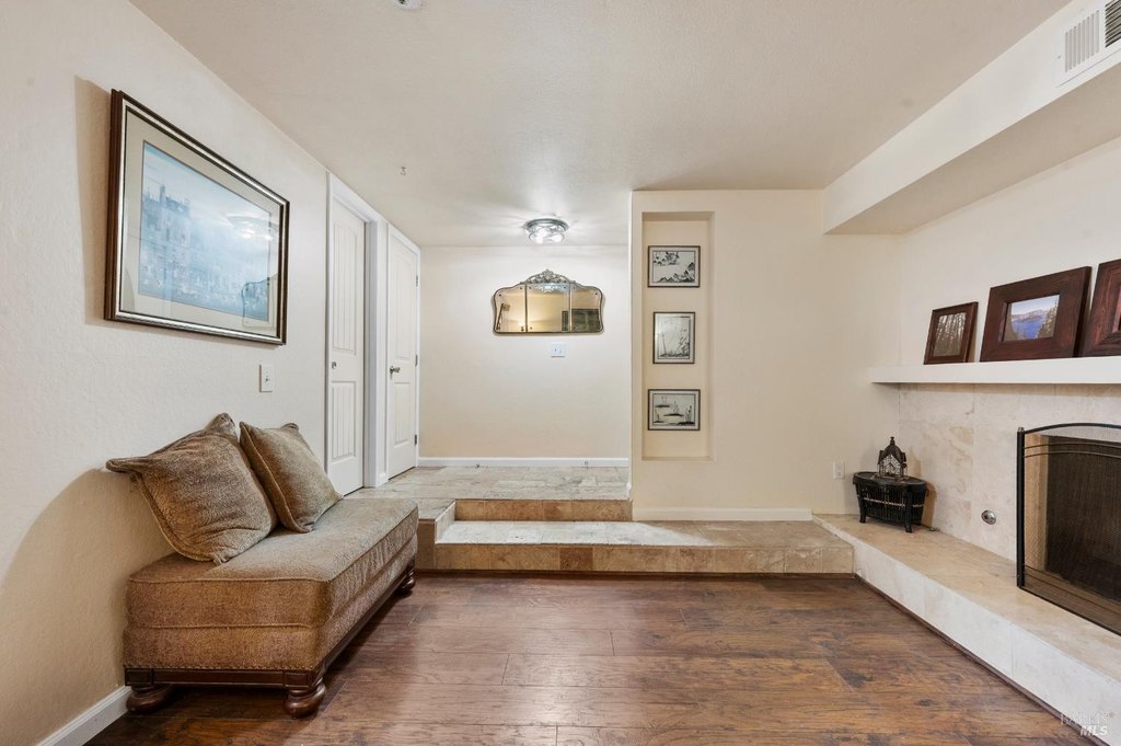 Santa Rosa, California, 95405, United States, 4 Bedrooms Bedrooms, ,2.5 BathroomsBathrooms,Residential,Forsale,2004741