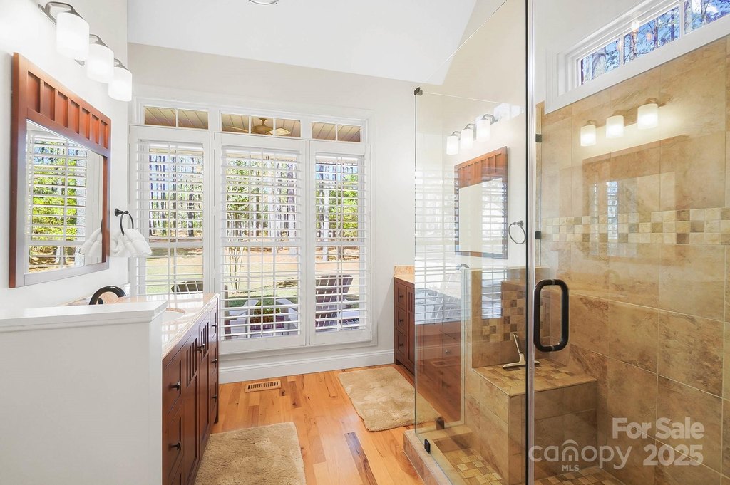 York, South Carolina, 29745, United States, 5 Bedrooms Bedrooms, ,4.5 BathroomsBathrooms,Residential,Forsale,2004558