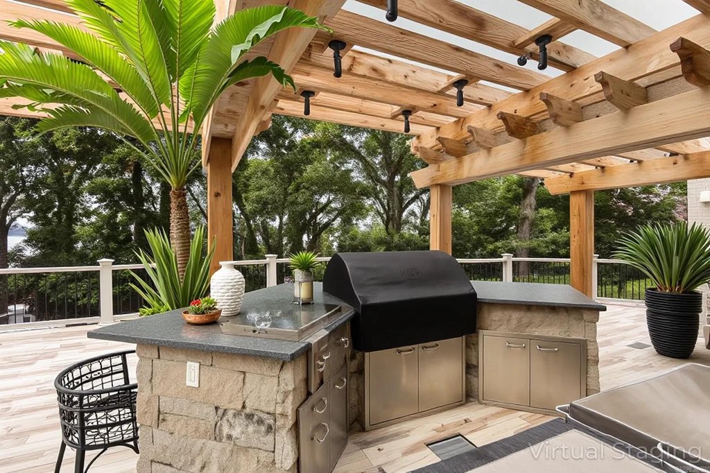 Russellville, Arkansas, 72802, United States, 7 Bedrooms Bedrooms, ,5.5 BathroomsBathrooms,Residential,Forsale,1959557