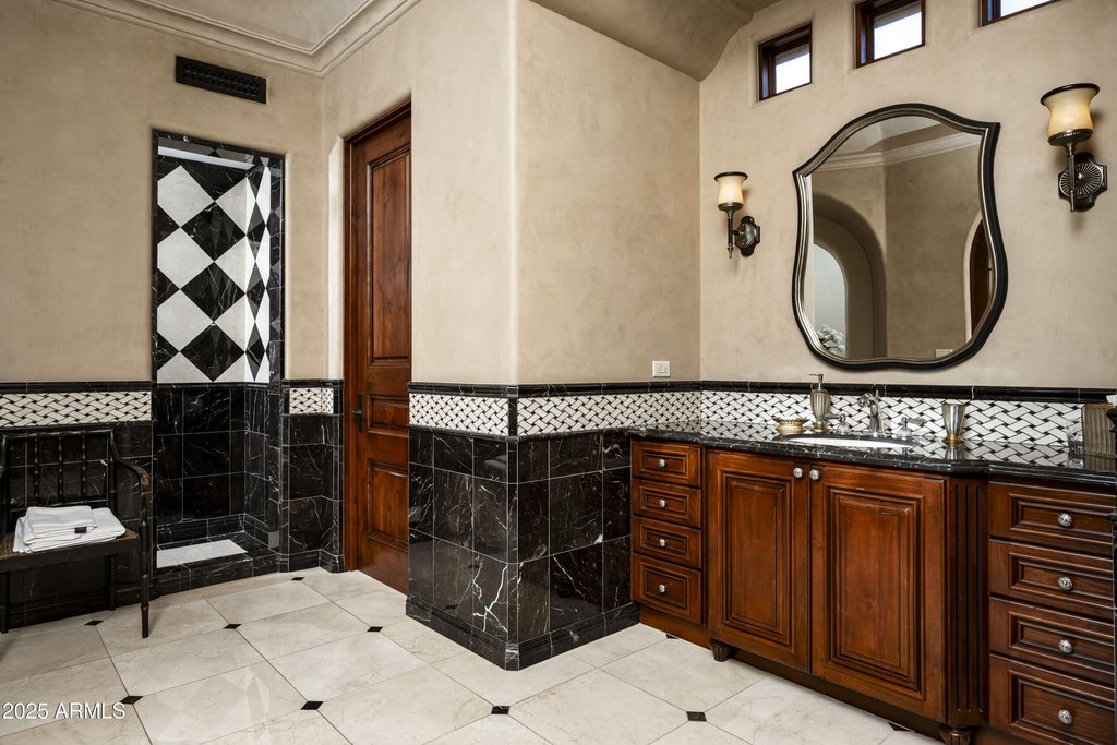 Scottsdale, Arizona, 85255, United States, 5 Bedrooms Bedrooms, ,9.5 BathroomsBathrooms,Residential,Forsale,2000262