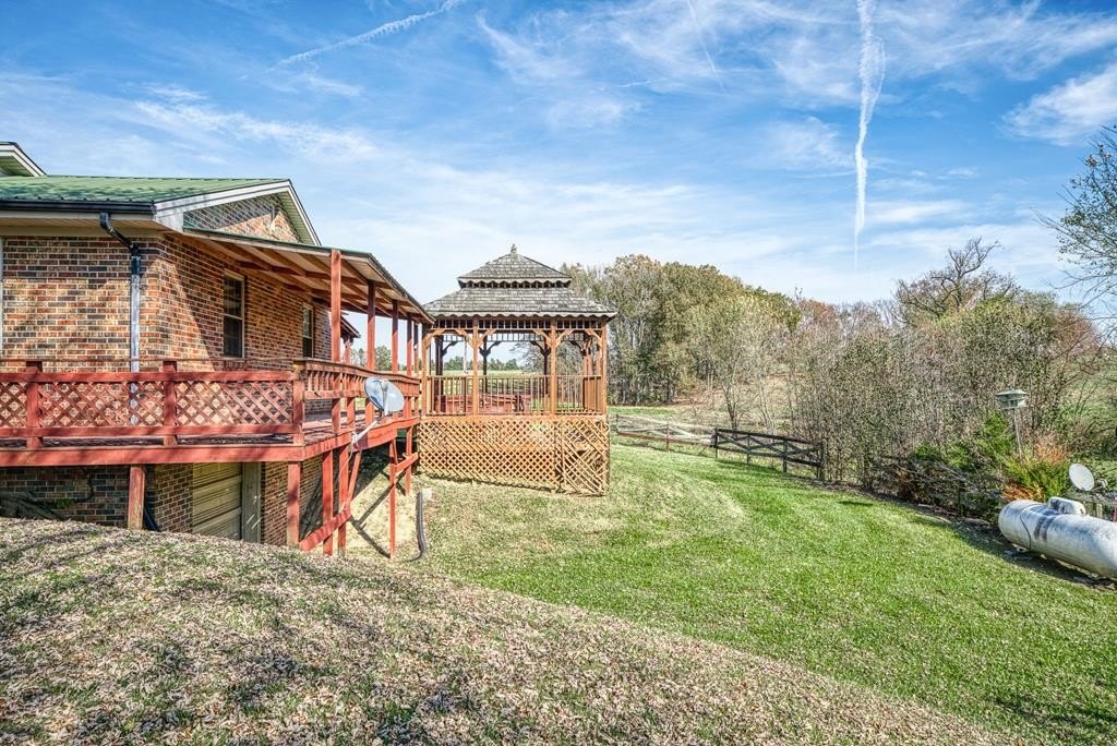 Monroe, Tennessee, 38573, United States, 3 Bedrooms Bedrooms, ,1.5 BathroomsBathrooms,Residential,Forsale,2010938