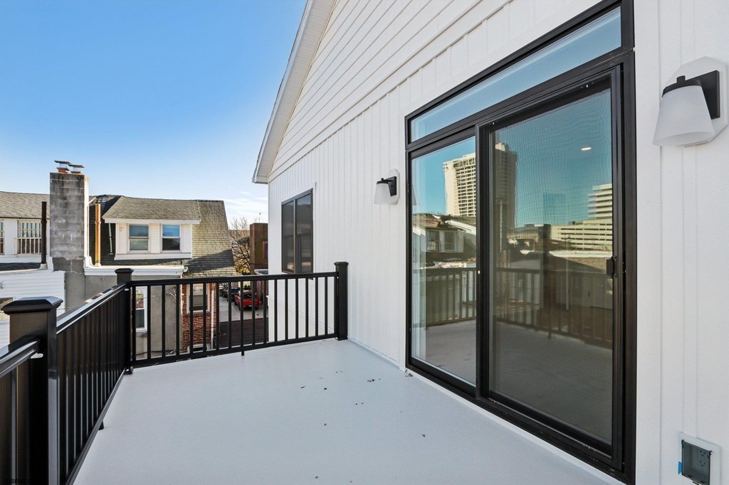 Atlantic City, New Jersey, 08401, United States, 3 Bedrooms Bedrooms, ,2.5 BathroomsBathrooms,Residential,Forsale,2004607