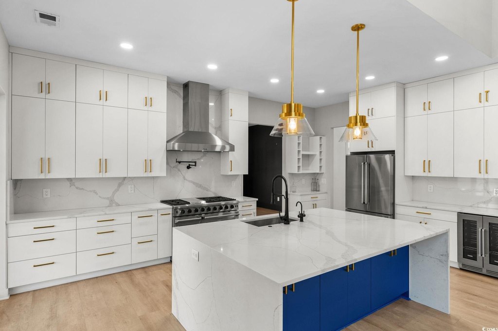 Myrtle Beach, South Carolina, 29577, United States, 5 Bedrooms Bedrooms, ,4.5 BathroomsBathrooms,Residential,Forsale,2008937