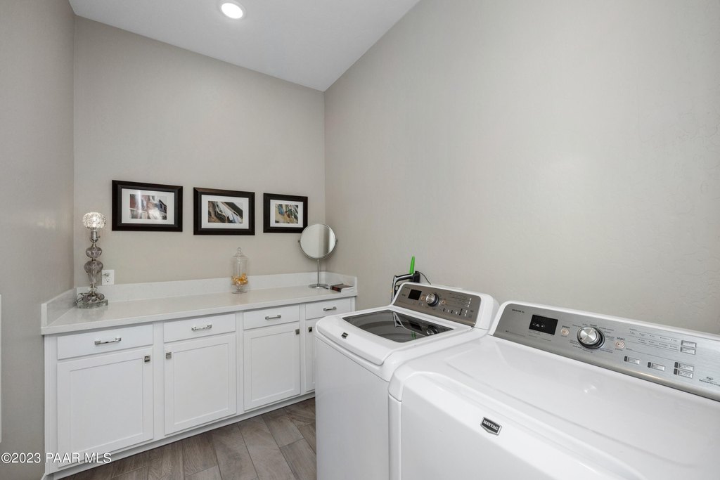 Prescott, Arizona, 86301, United States, 3 Bedrooms Bedrooms, ,3.5 BathroomsBathrooms,Residential,Forsale,1992713